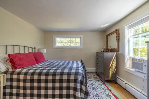 303 Pinewood Drive Hopkinton NH 03229