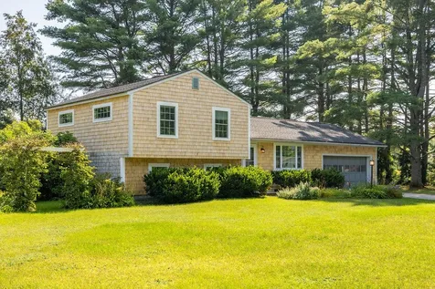 303 Pinewood Drive Hopkinton NH 03229