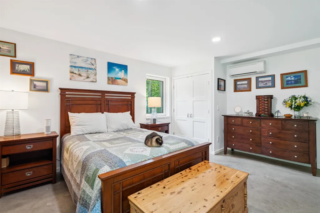 36 Cove Road Canaan NH 03741