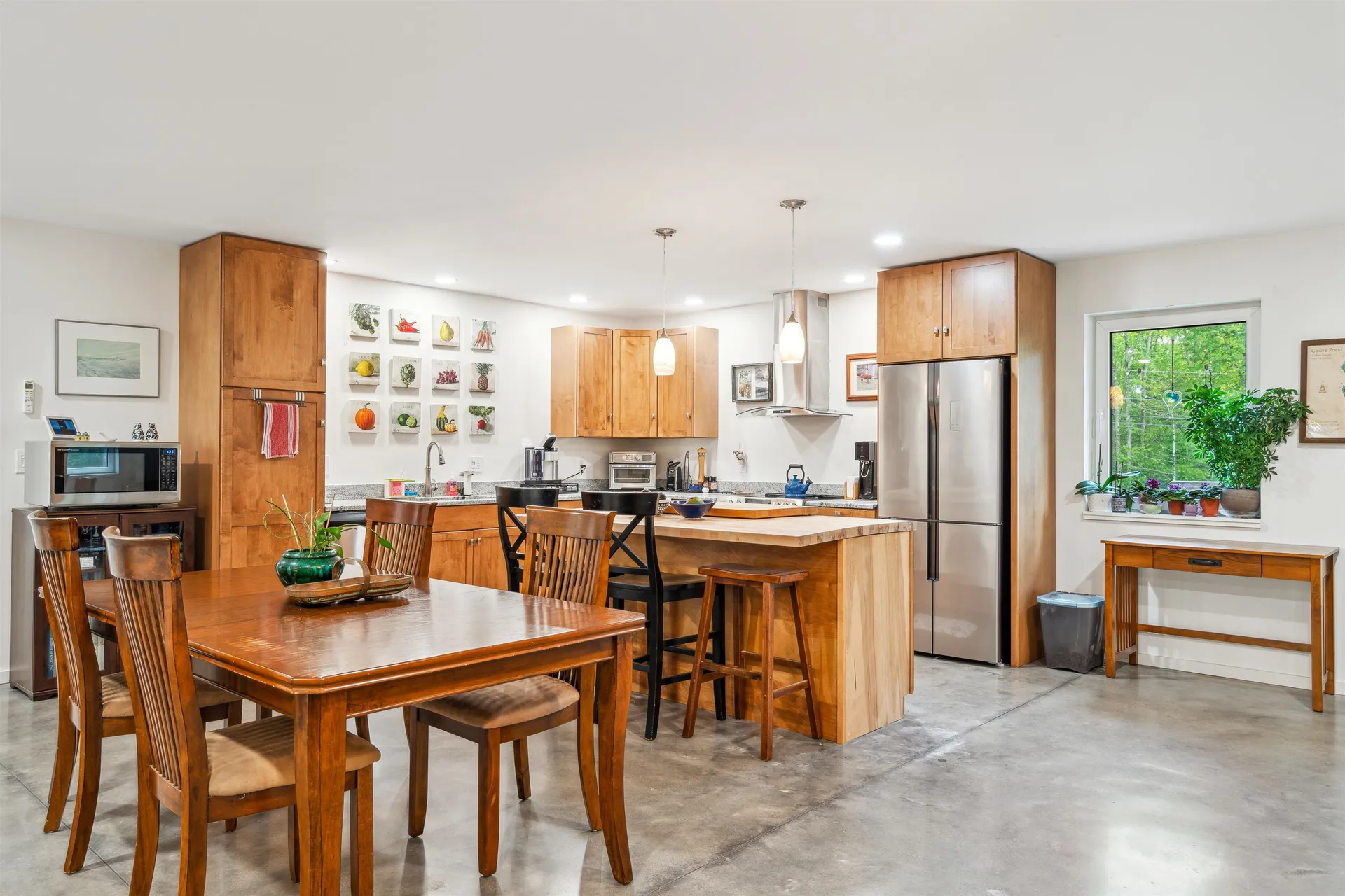 36 Cove Road Canaan NH 03741