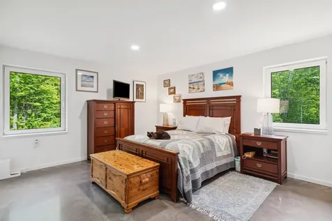 36 Cove Road Canaan NH 03741