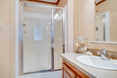 16 Alice Drive Concord NH 03303