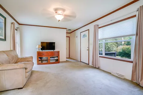 16 Alice Drive Concord NH 03303