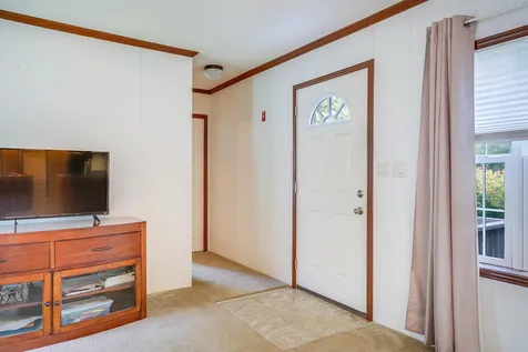 16 Alice Drive Concord NH 03303