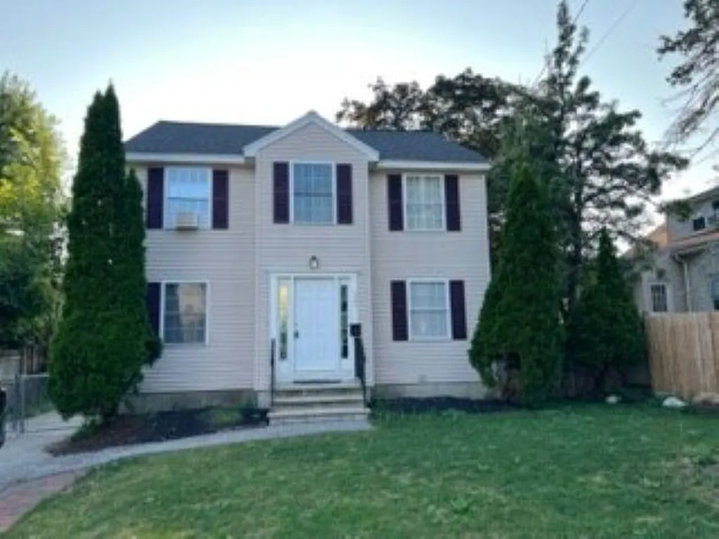 222 Blucher Street Manchester NH 03102