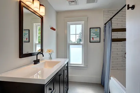 105 Middle Road Portsmouth NH 03801