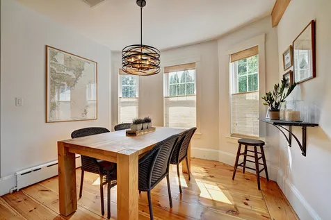 105 Middle Road Portsmouth NH 03801