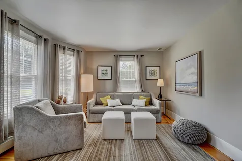 105 Middle Road Portsmouth NH 03801