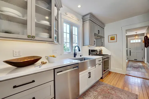 105 Middle Road Portsmouth NH 03801