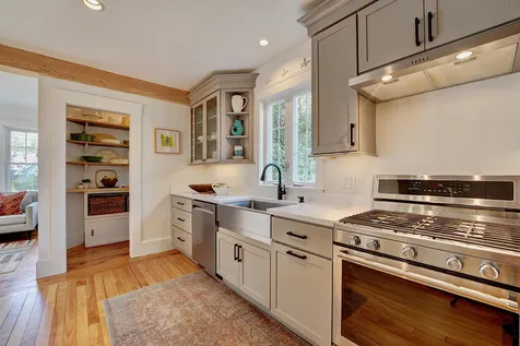 105 Middle Road Portsmouth NH 03801