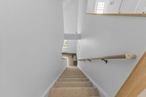 6 Larch Road South Burlington VT 05403