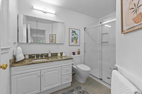 6 Larch Road South Burlington VT 05403