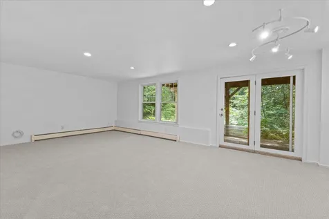 6 Larch Road South Burlington VT 05403