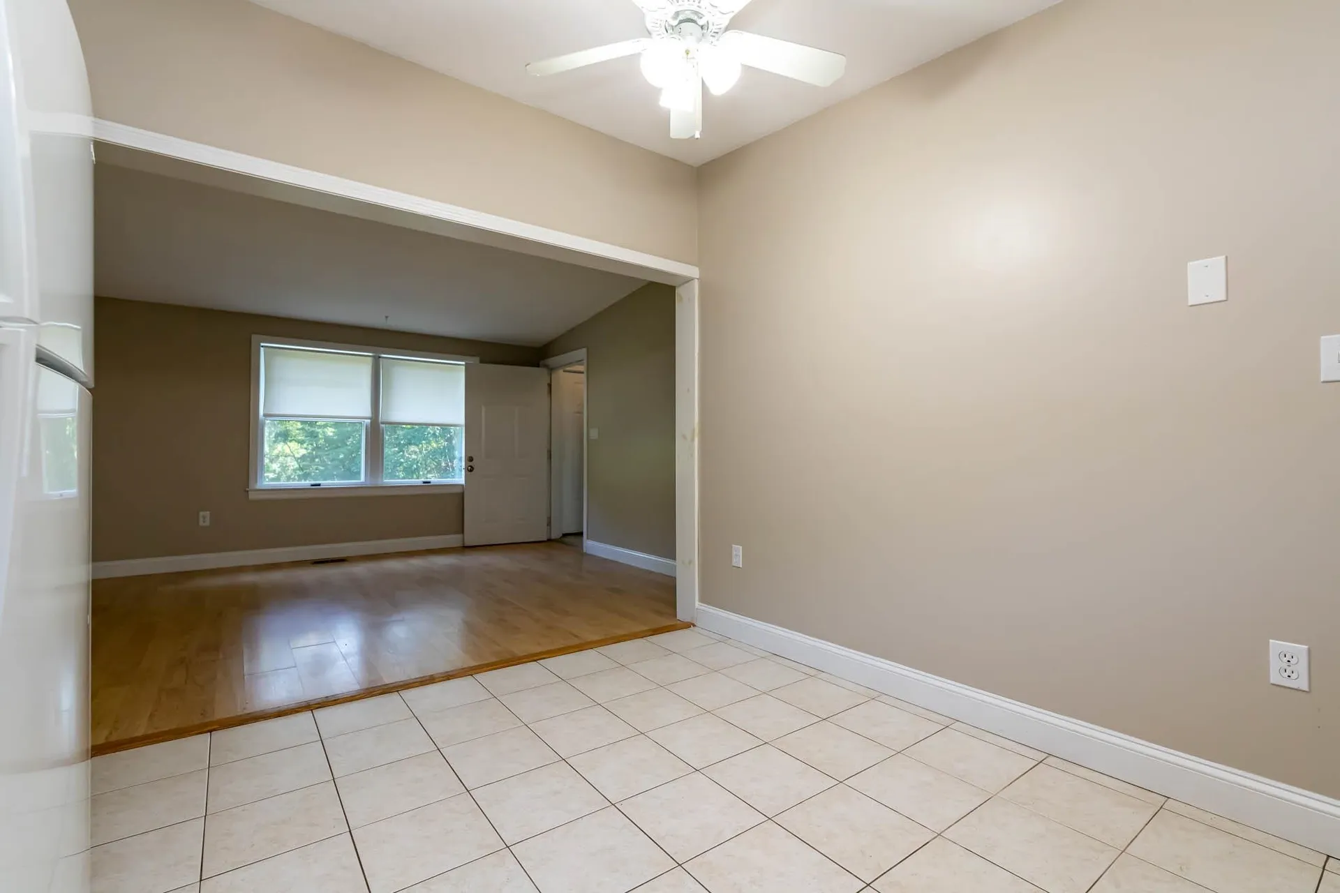 9 Gardner Circle Londonderry NH 03053
