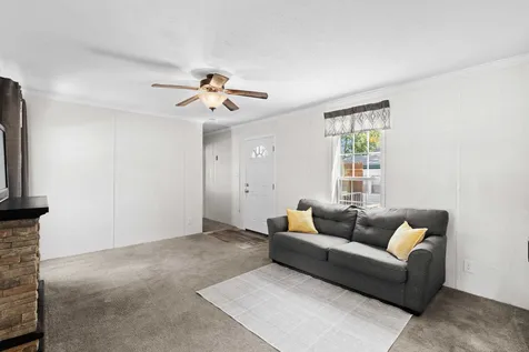 331 Sherwood Glen Somersworth NH 03878