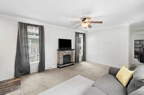 331 Sherwood Glen Somersworth NH 03878