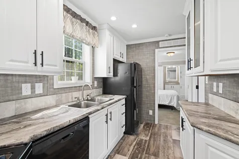 331 Sherwood Glen Somersworth NH 03878