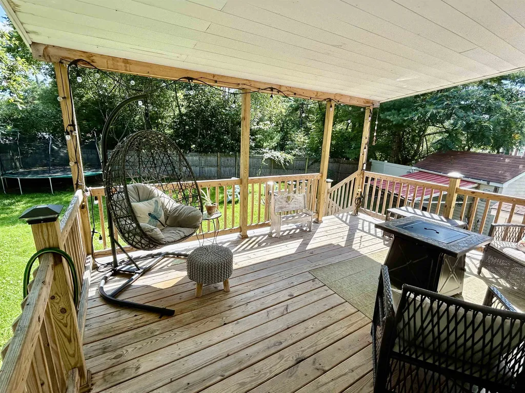 10 Stillwater Circle Rochester NH 03839