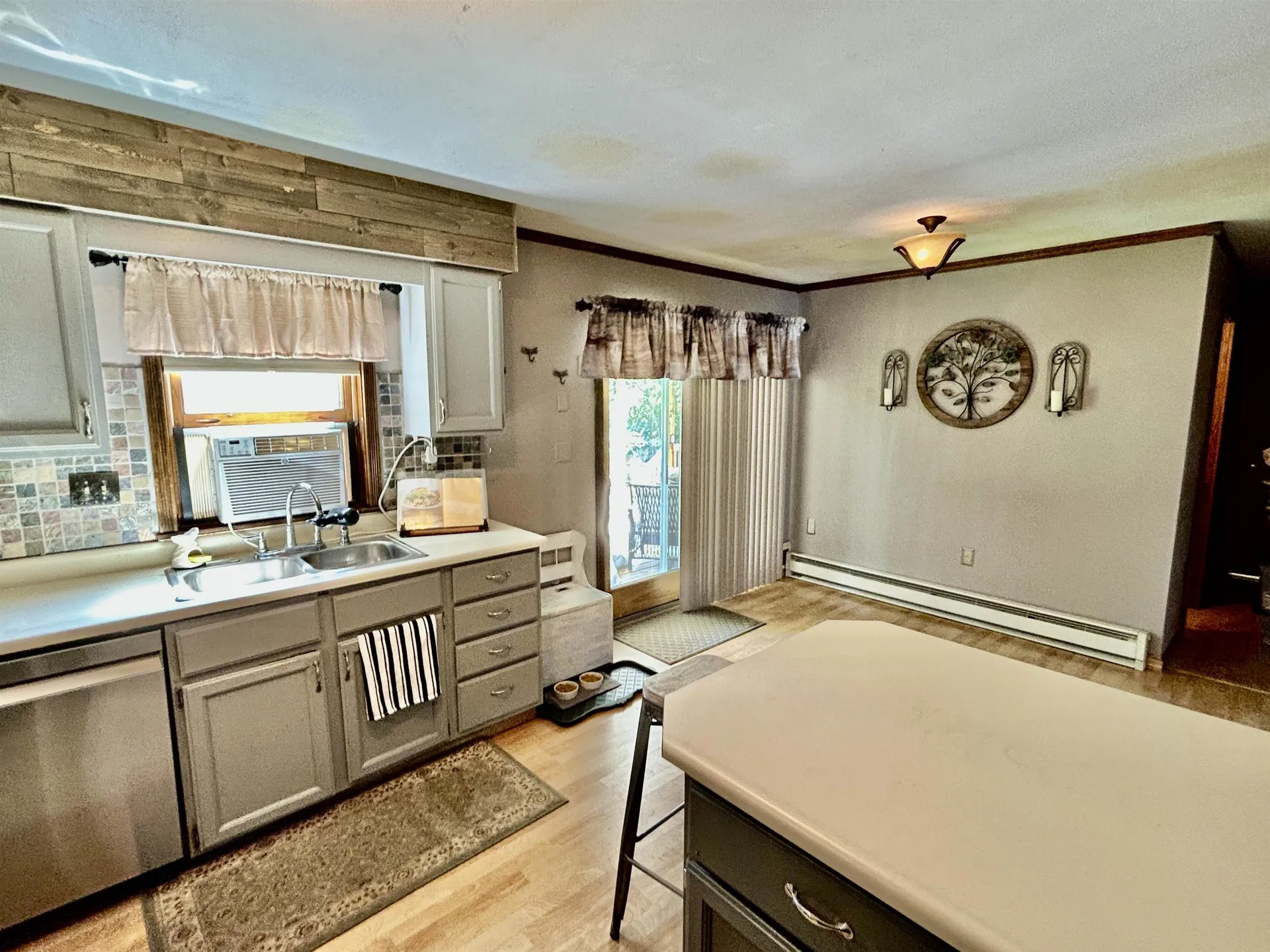 10 Stillwater Circle Rochester NH 03839