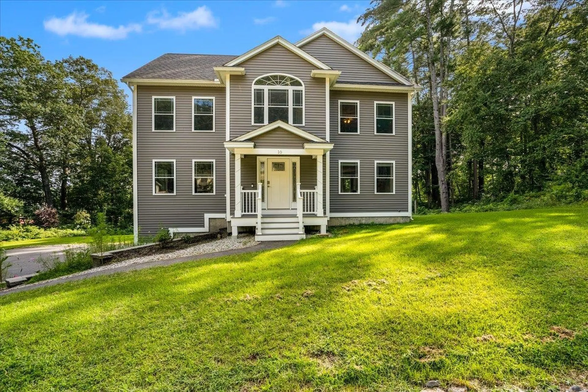 10 Birch Drive Sandown NH 03873