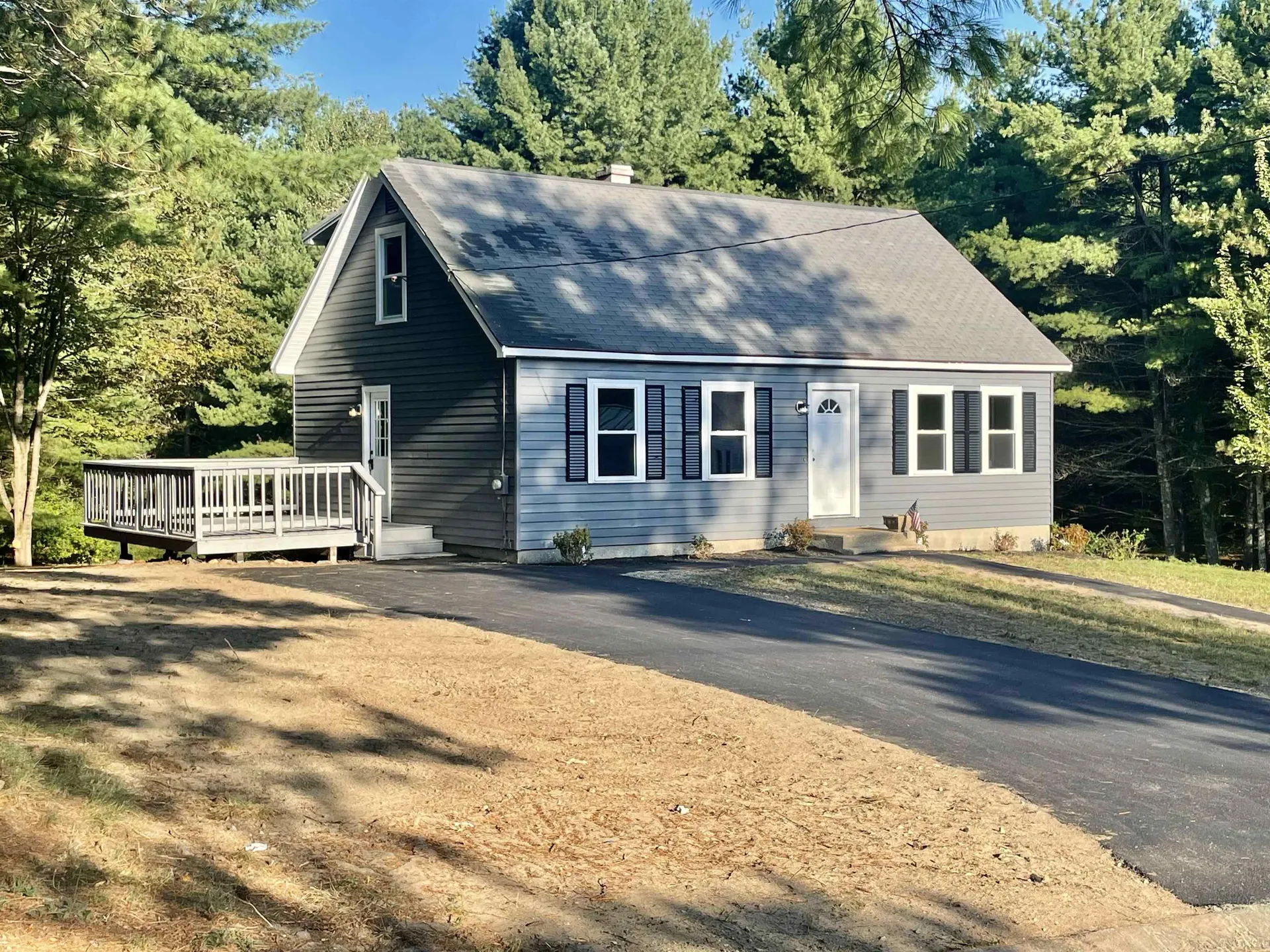 15 Horseshoe Lane Londonderry NH 03053