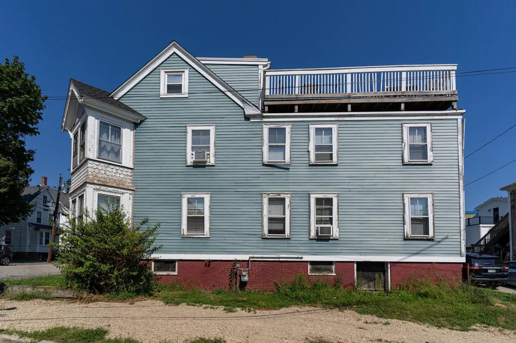 256 Austin Street Portsmouth NH 03801