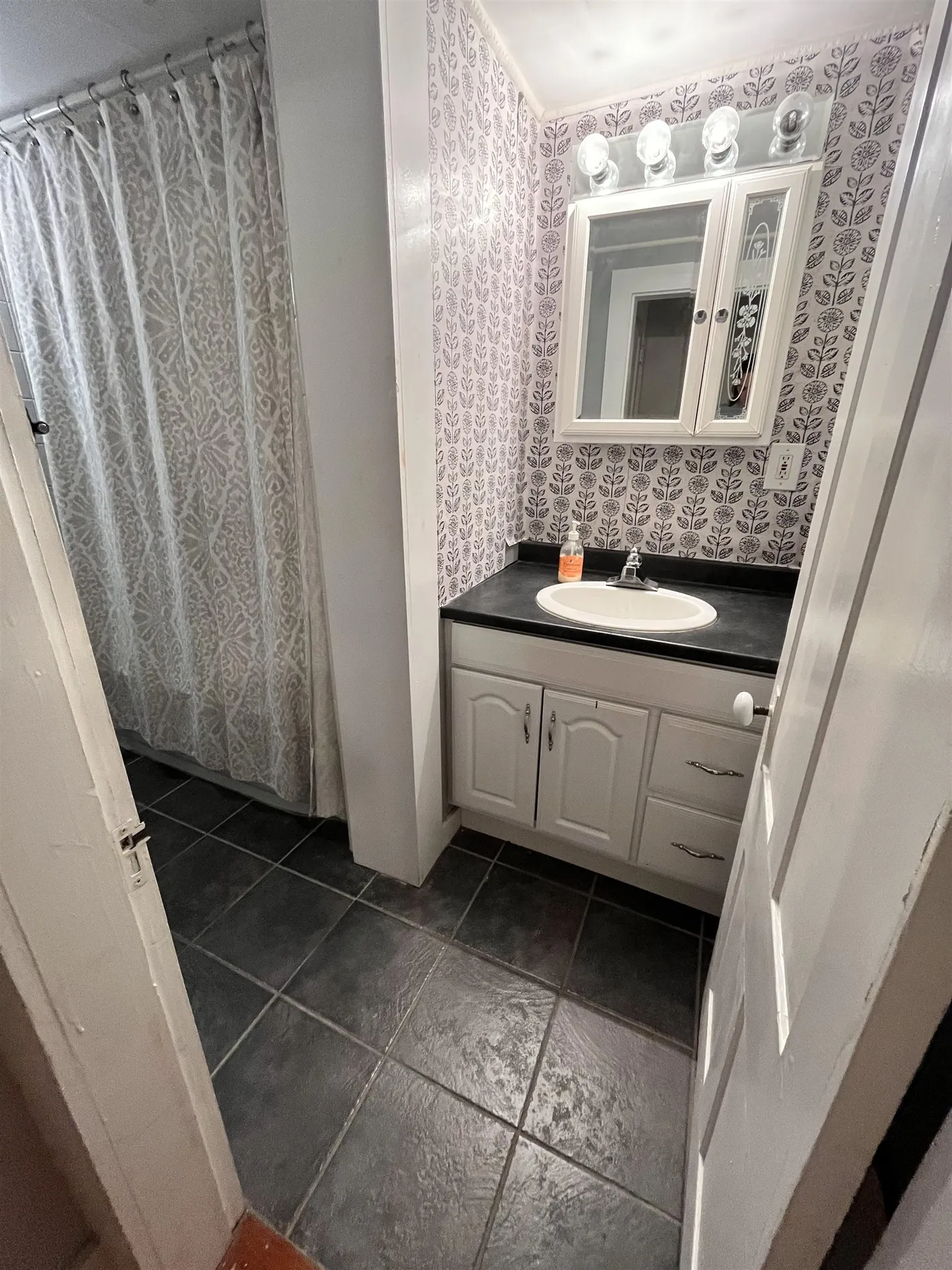 256 Austin Street Portsmouth NH 03801