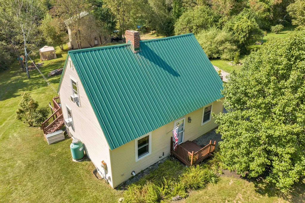 106 Seavey Road Belmont NH 03220