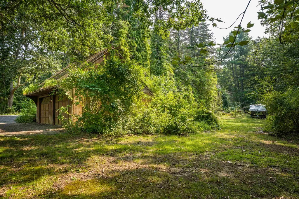21 Spur Road Dover NH 03820