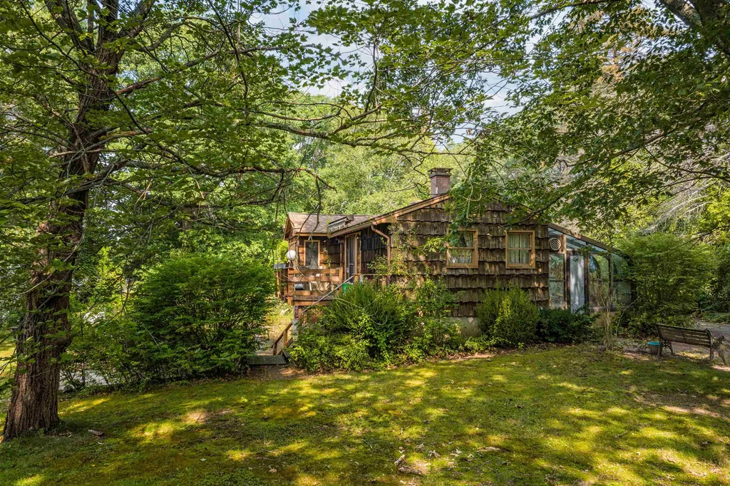 21 Spur Road Dover NH 03820