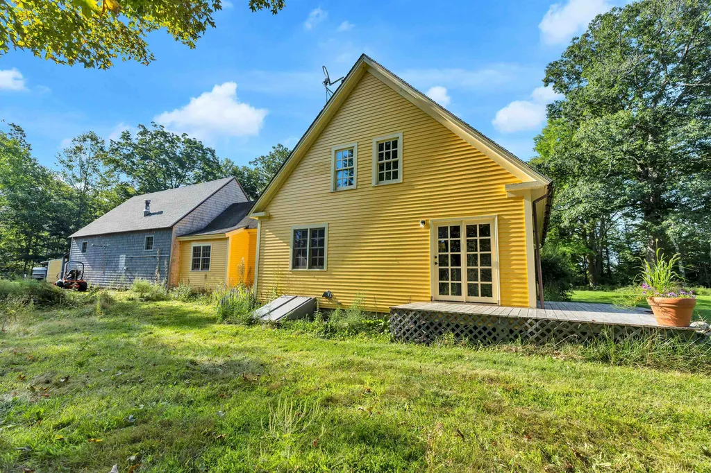 91 Dooe Road Dublin NH 03444