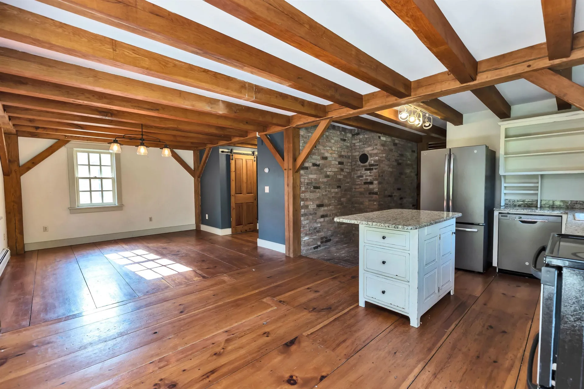 91 Dooe Road Dublin NH 03444
