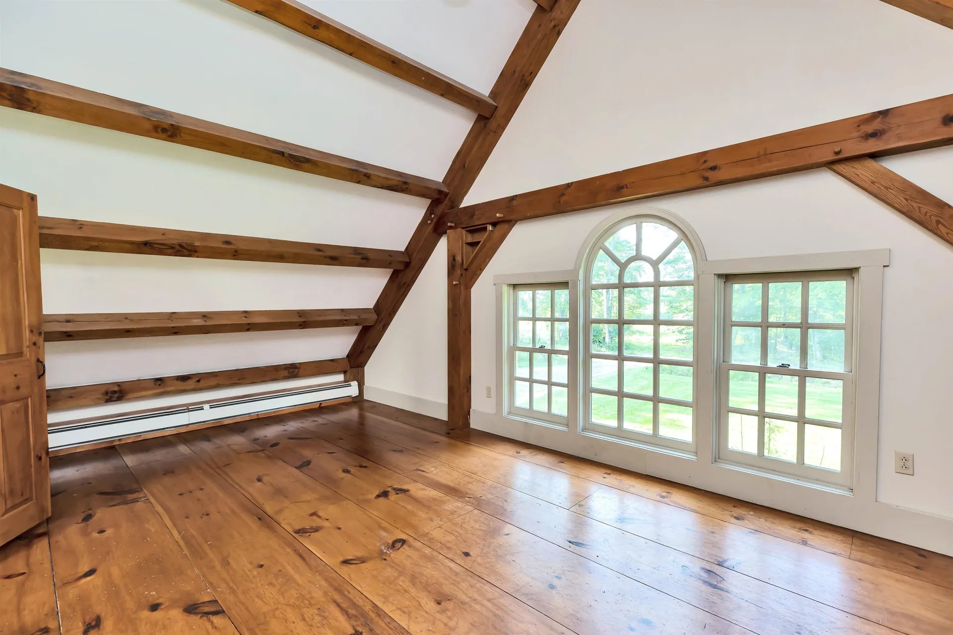 91 Dooe Road Dublin NH 03444