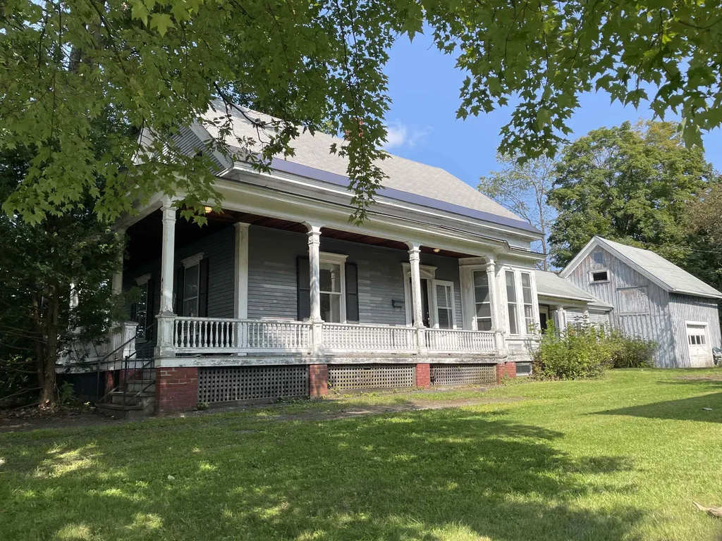 416 Summer Street St. Johnsbury VT 05819