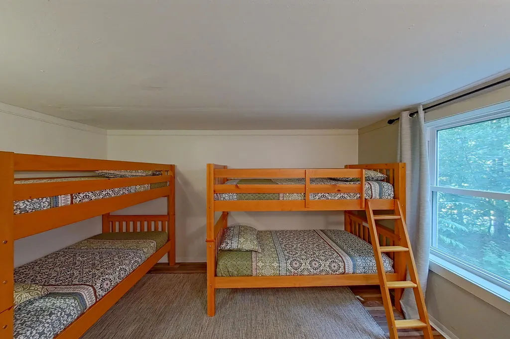 6 Chalet Drive Gilford NH 03249