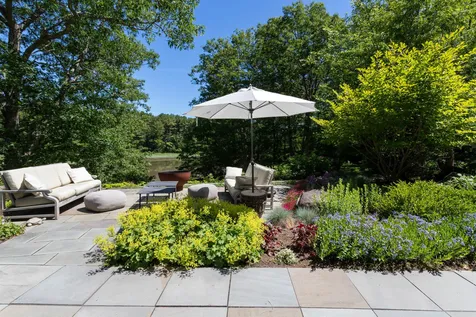 47 Cutts Island Lane Kittery ME 03905