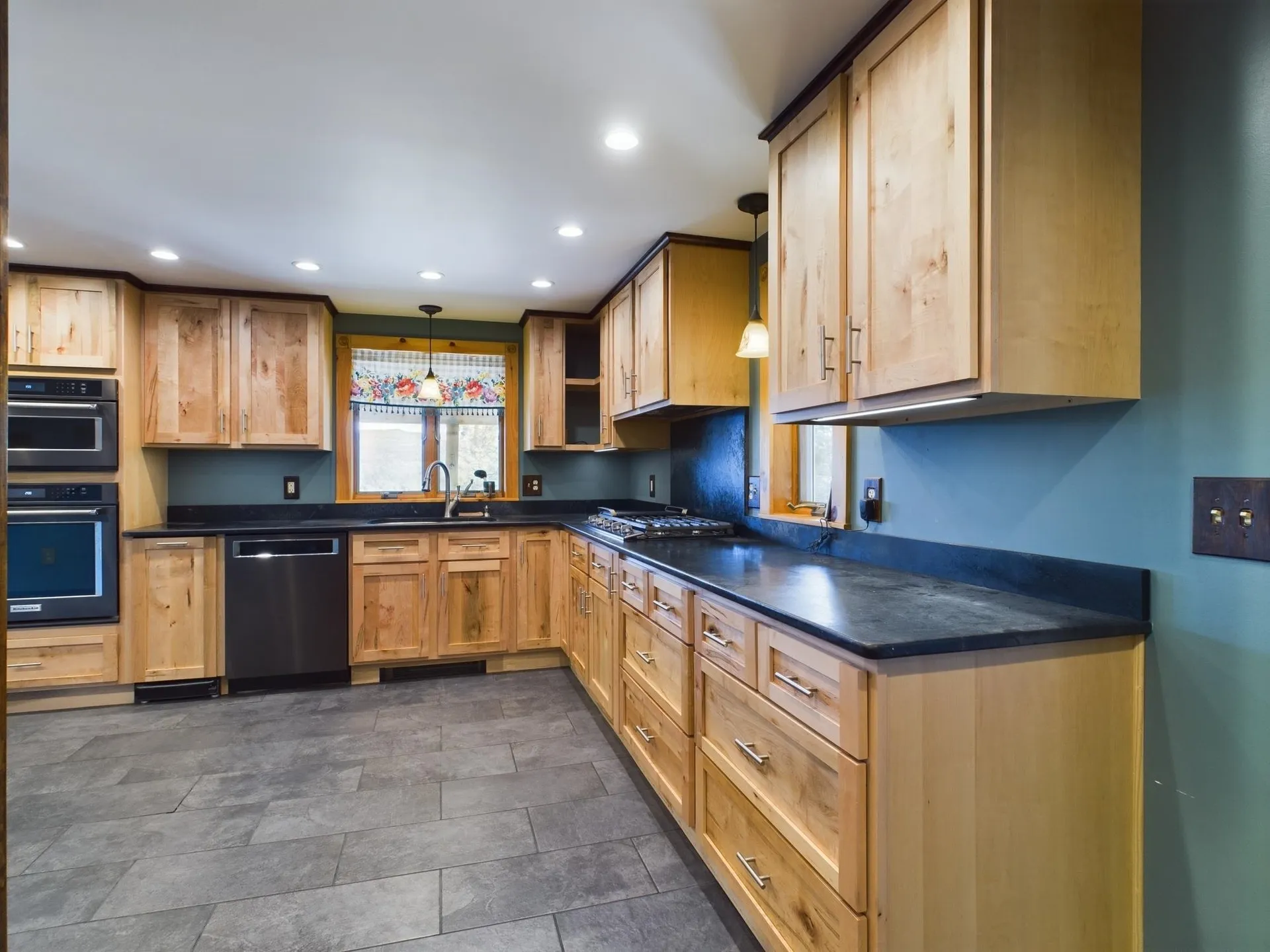 154 Reed Road Colebrook NH 03576