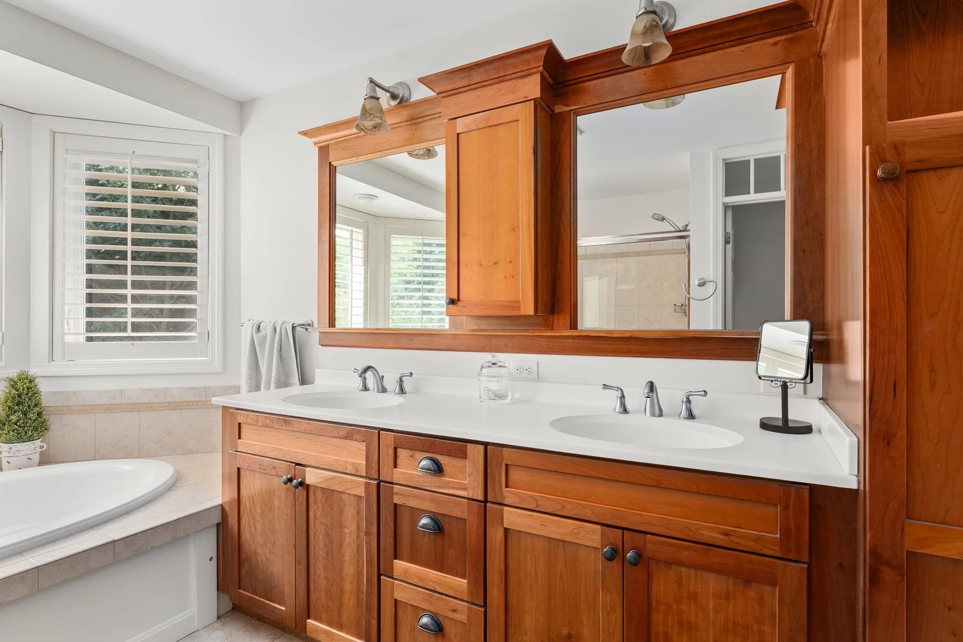 70 Woodthrush Circle South Burlington VT 05403