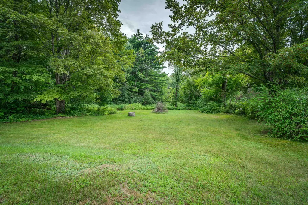 88 Lyford Road Brookfield NH 03872
