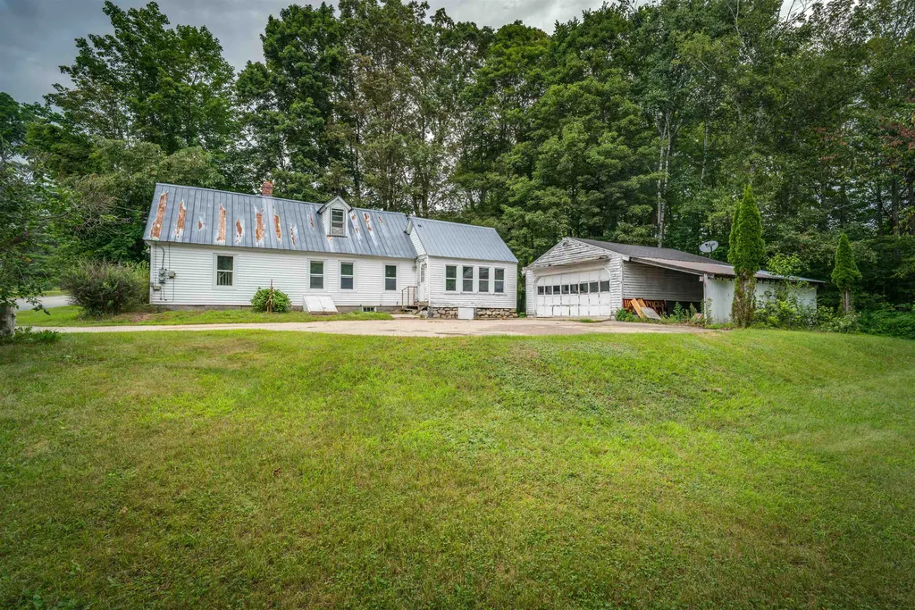 88 Lyford Road Brookfield NH 03872