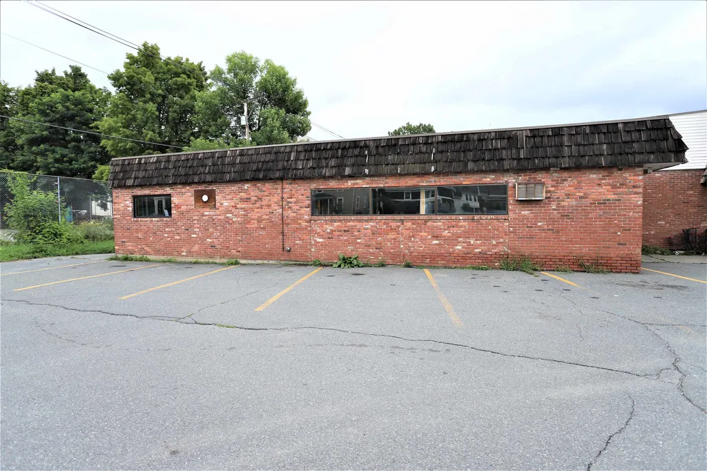 266 Main Street Newport City VT 05855