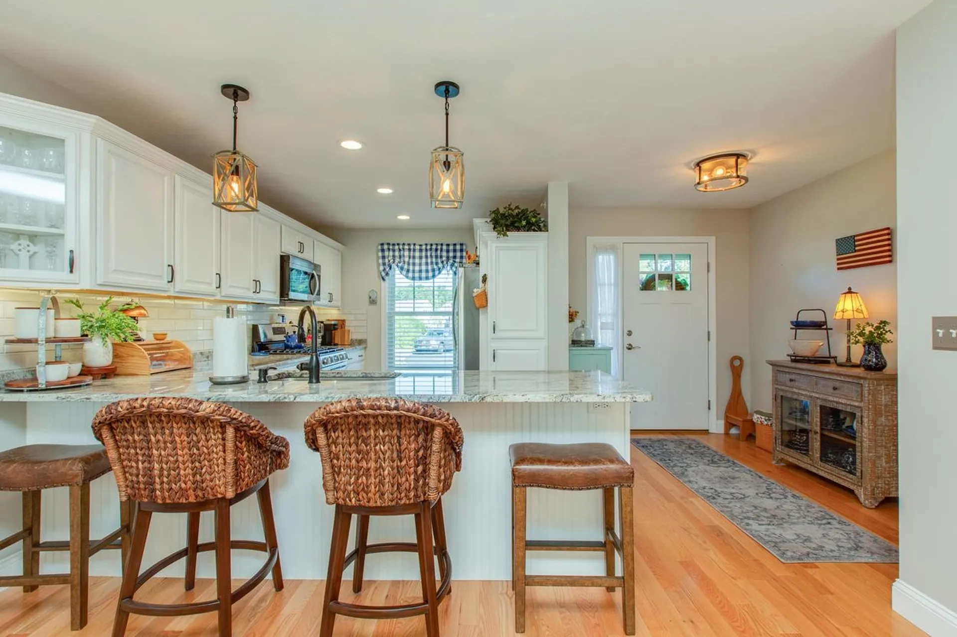 16 Redwood Road Pelham NH 03076