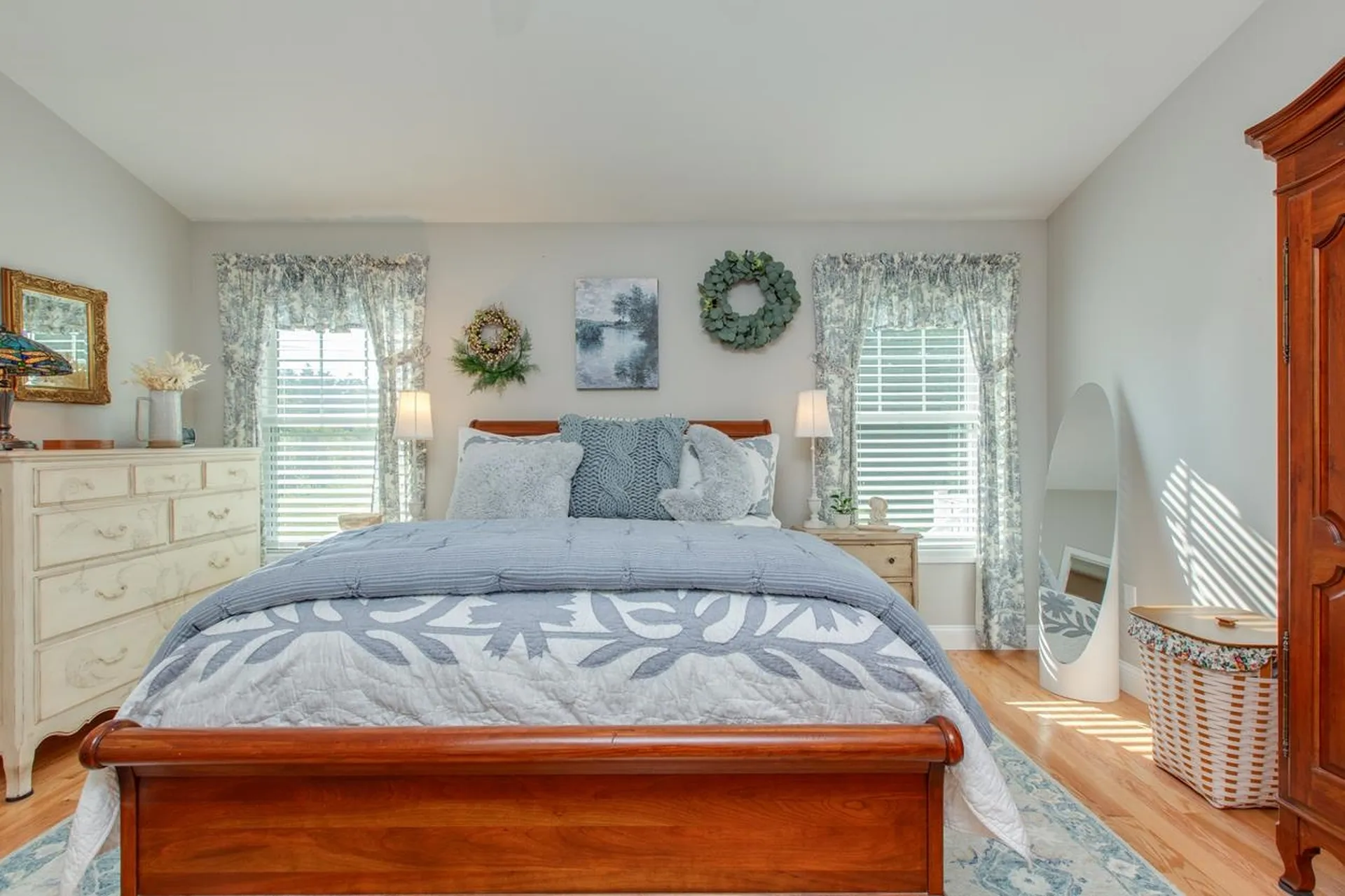 16 Redwood Road Pelham NH 03076