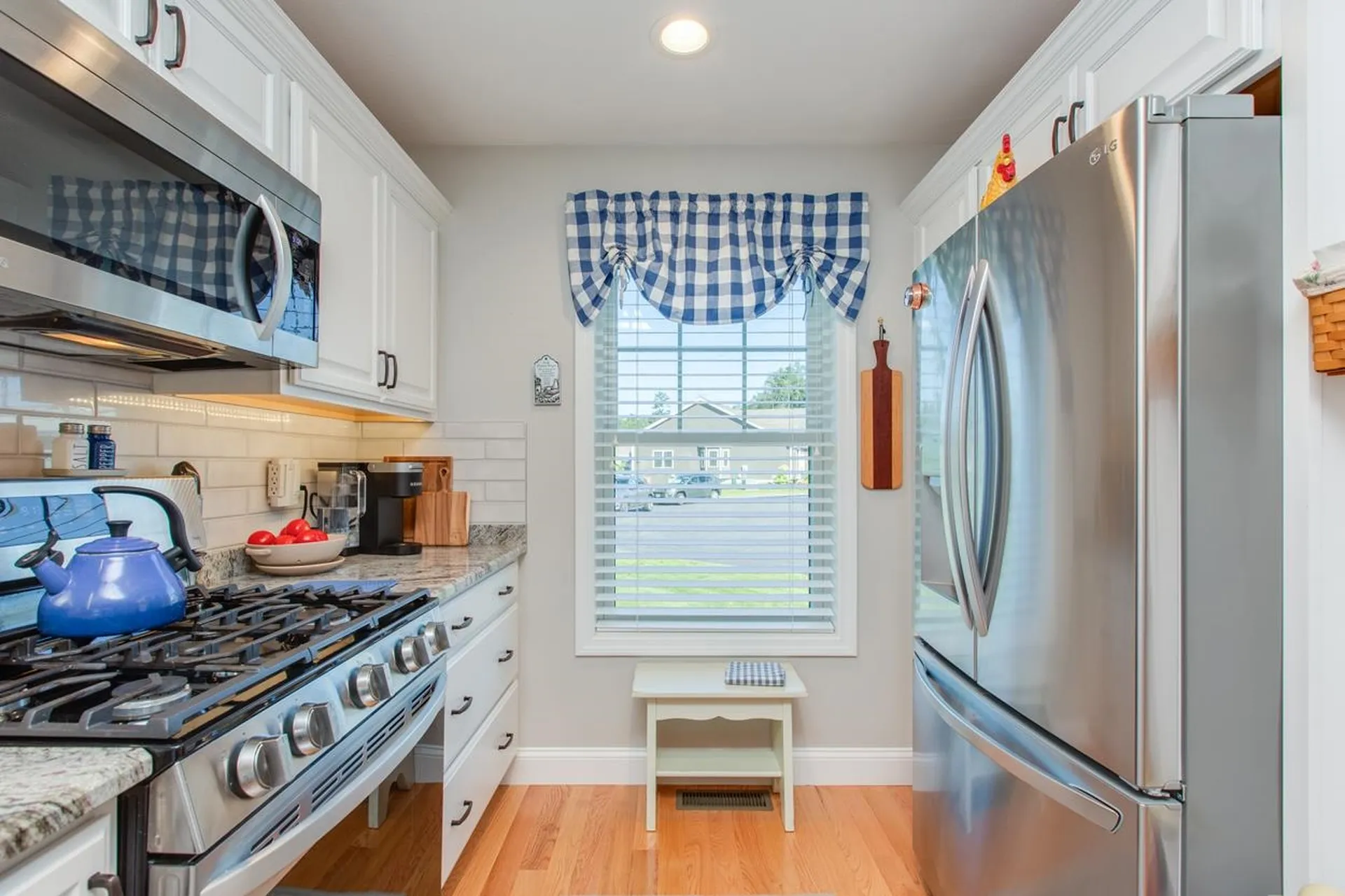 16 Redwood Road Pelham NH 03076
