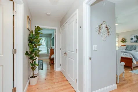 16 Redwood Road Pelham NH 03076