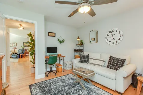 16 Redwood Road Pelham NH 03076