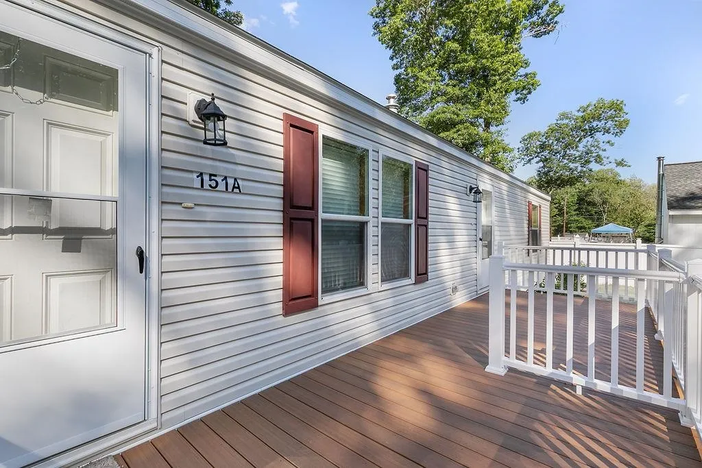 151A Millville Street Salem NH 03079