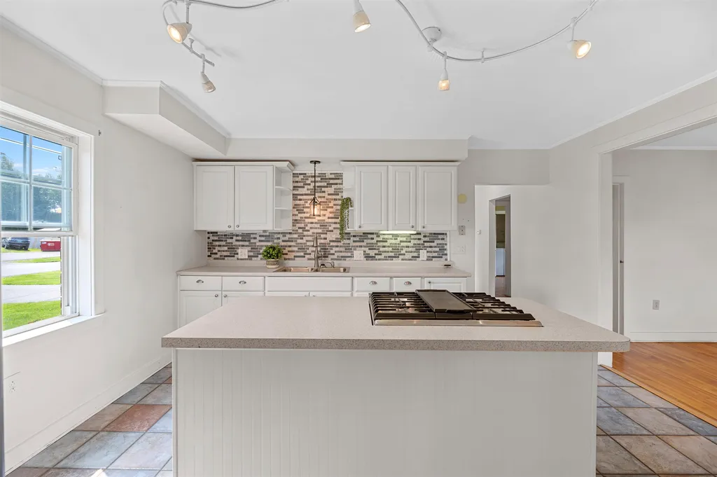 28 River Cove Road Williston VT 05495