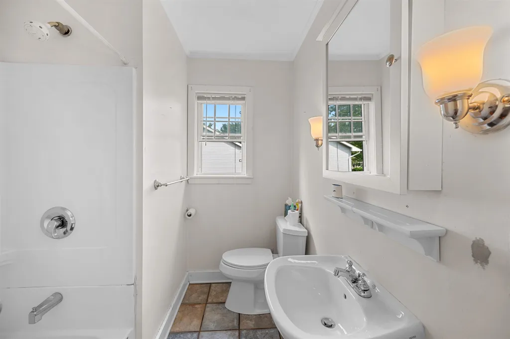 28 River Cove Road Williston VT 05495