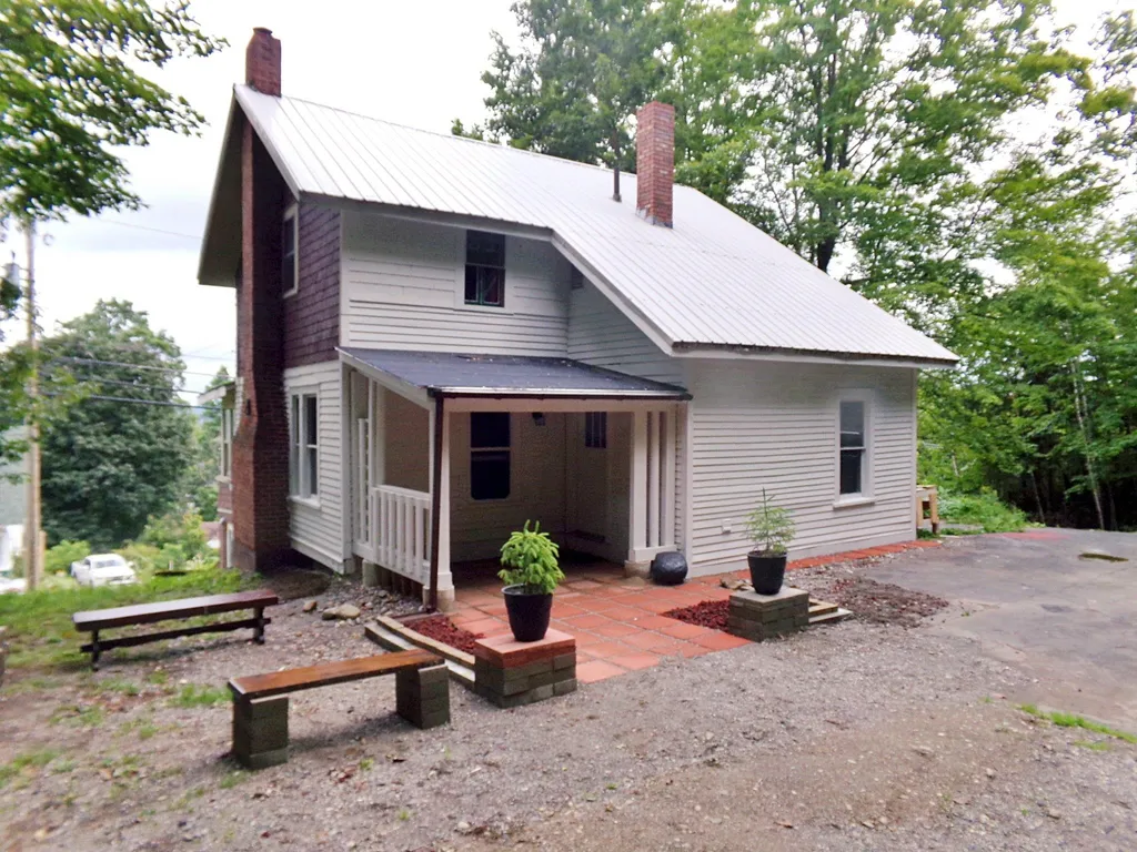145 Highland Avenue Newport City VT 05855